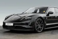 Porsche Taycan din 2023 cu 22.500 km - oferta POR203904 - foto 9