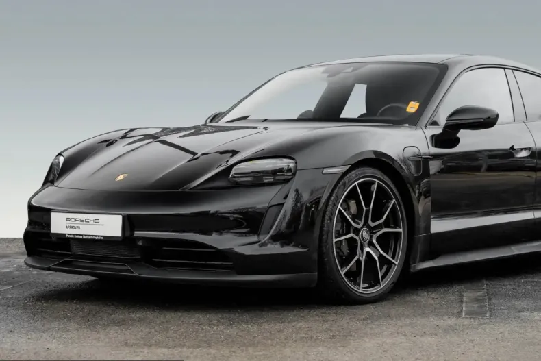 Porsche Taycan din 2023 cu 22.500 km - oferta POR203904 - foto 9