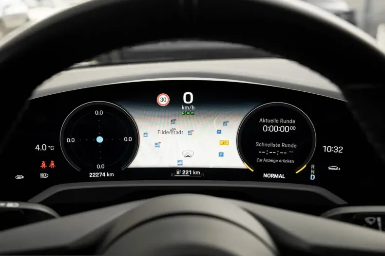 Porsche Taycan din 2023 cu 22.500 km - oferta POR203904 - foto 22