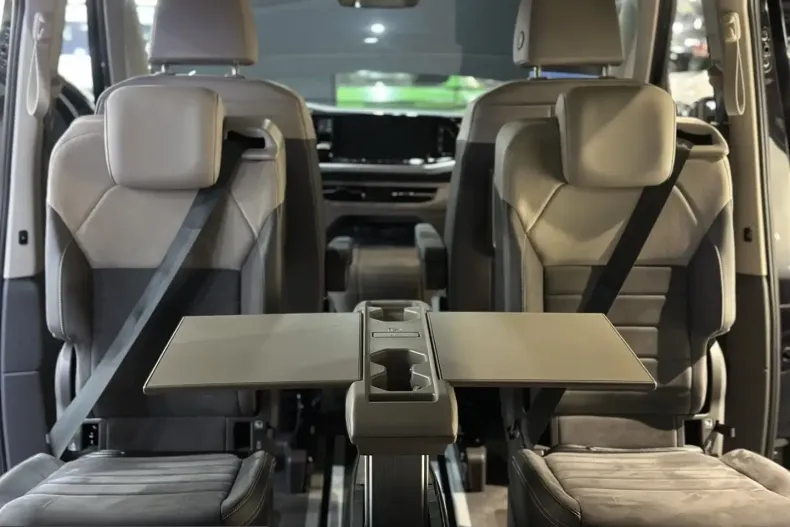 Volkswagen T7 Multivan din 2024 cu 79.000 km - oferta VOL203905 - foto 46