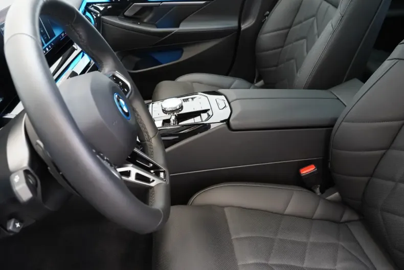 BMW i5 (Seria 5) din 2024 cu 47.437 km - oferta BMW203907 - foto 8