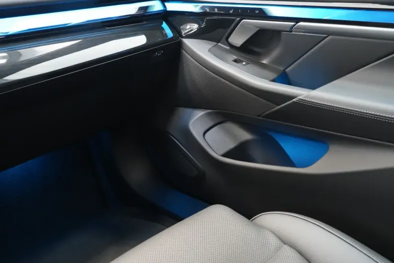 BMW i5 (Seria 5) din 2024 cu 47.437 km - oferta BMW203907 - foto 14