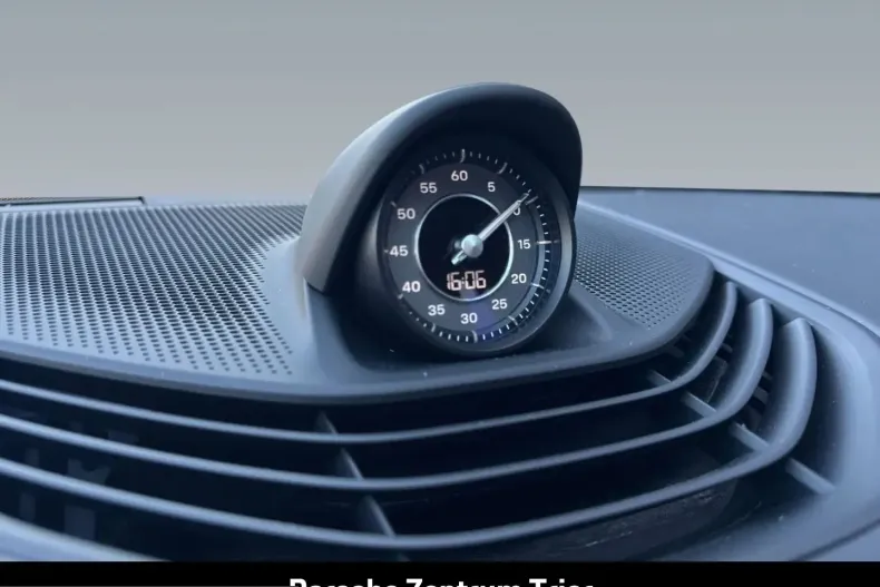 Porsche Taycan din 2023 cu 59.900 km - oferta POR203912 - foto 22