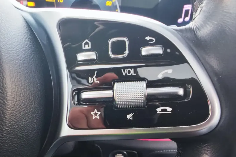 Mercedes-Benz GLE 350 (Clasa GLE) din 2022 cu 99.000 km - oferta MER203914 - foto 34