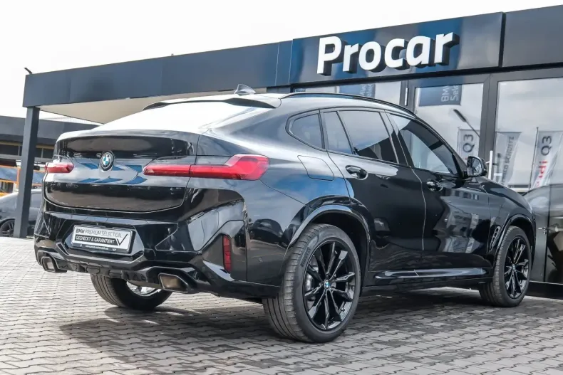 BMW X4 (Seria X) din 2024 cu 72.960 km - oferta BMW203916 - foto 2