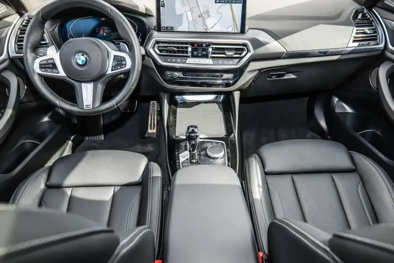 BMW X4 (Seria X) din 2024 cu 72.960 km - oferta BMW203916 - foto 3