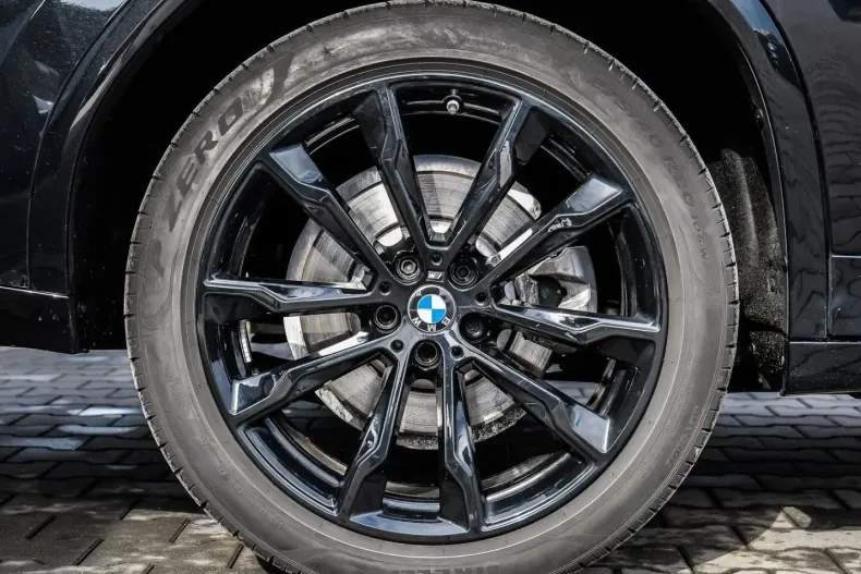 BMW X4 (Seria X) din 2024 cu 72.960 km - oferta BMW203916 - foto 4