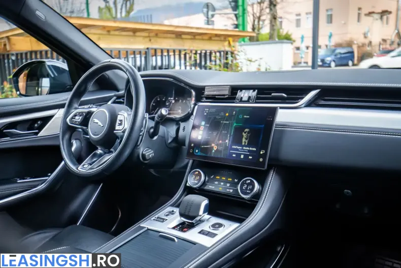 Jaguar F-Pace din 2023 cu 67.000 km - oferta JAG203917 - foto 13
