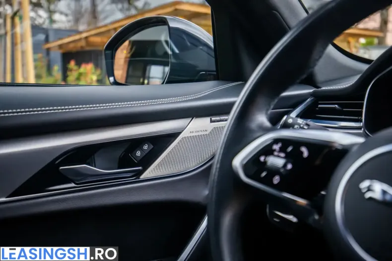 Jaguar F-Pace din 2023 cu 67.000 km - oferta JAG203917 - foto 20