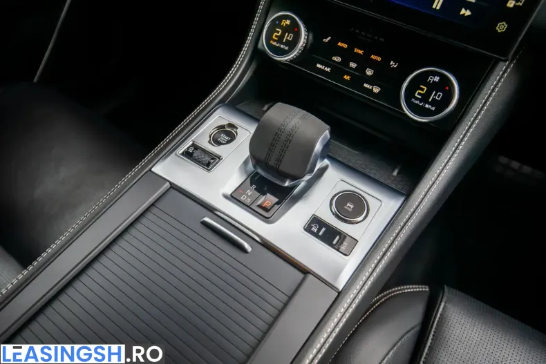 Jaguar F-Pace din 2023 cu 67.000 km - oferta JAG203917 - foto 21