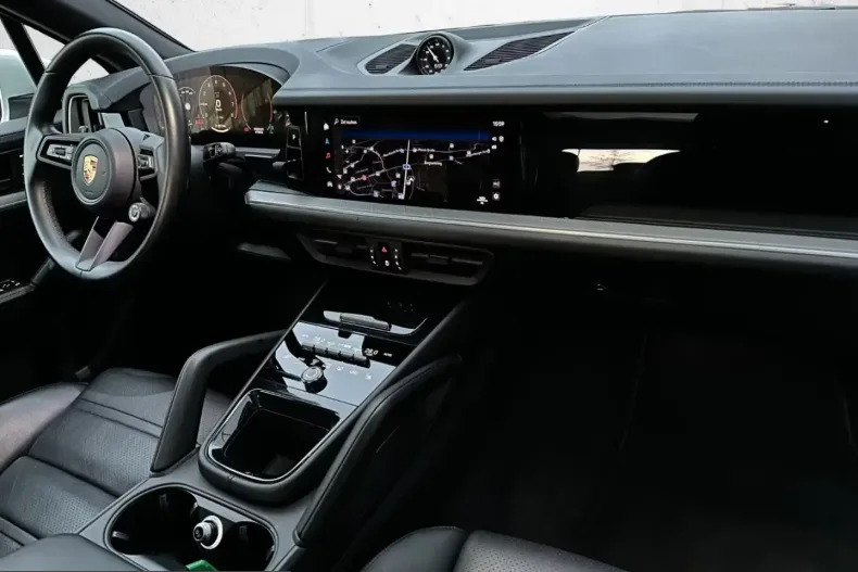 Porsche Cayenne din 2022 cu 41.417 km - oferta POR203918 - foto 24