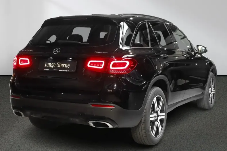 Mercedes-Benz GLC 300 (Clasa GLC) din 2021 cu 48.739 km - oferta MER203919 - foto 2
