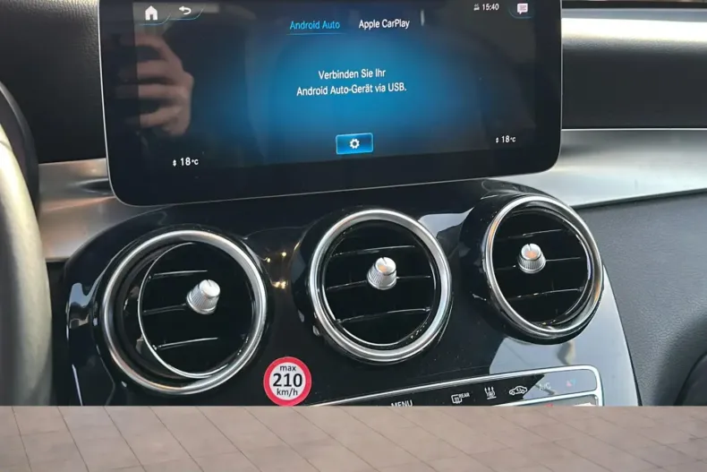 Mercedes-Benz GLC 300 (Clasa GLC) din 2022 cu 93.693 km - oferta MER203920 - foto 9