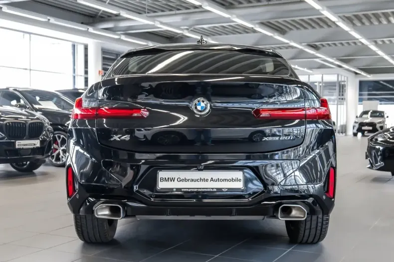 BMW X4 (Seria X) din 2024 cu 18.604 km - oferta BMW203926 - foto 10