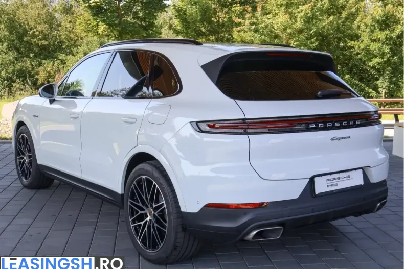 Porsche Cayenne din 2023 cu 10.500 km - oferta POR203929 - foto 6