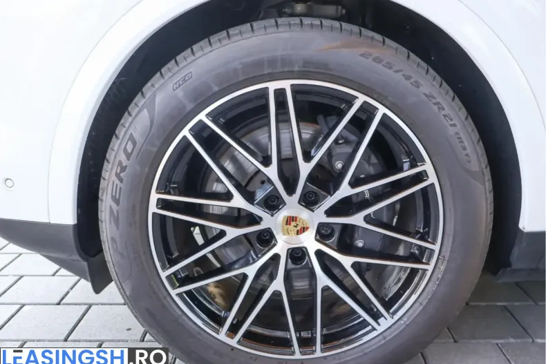Porsche Cayenne din 2023 cu 10.500 km - oferta POR203929 - foto 11