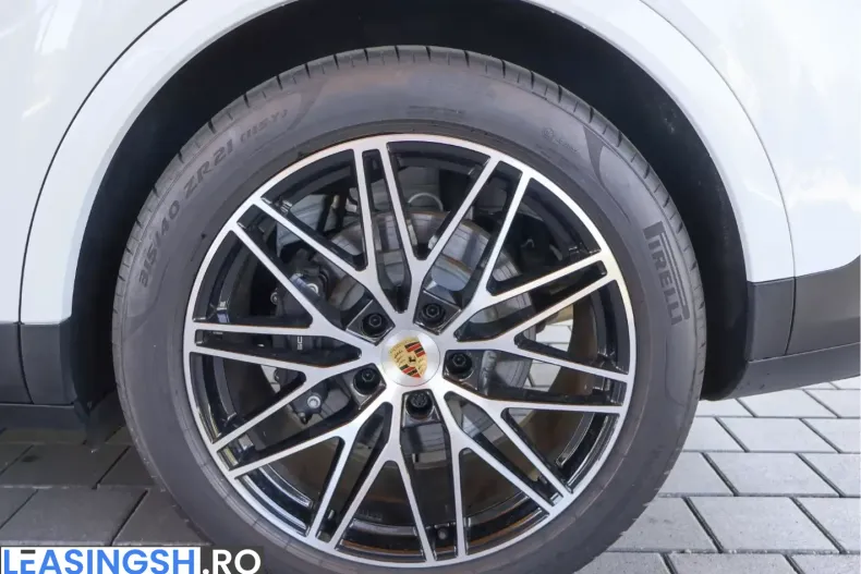 Porsche Cayenne din 2023 cu 10.500 km - oferta POR203929 - foto 12