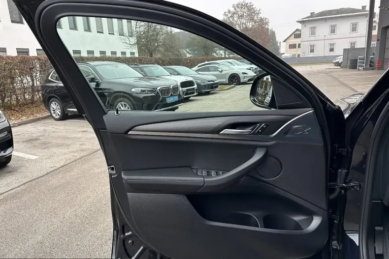 BMW X4 (Seria X) din 2024 cu 4.000 km - oferta BMW203930 - foto 23