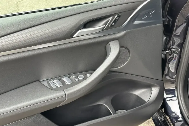 BMW X4 (Seria X) din 2024 cu 4.000 km - oferta BMW203930 - foto 24