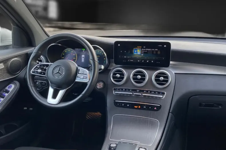 Mercedes-Benz GLC 300 (Clasa GLC) din 2022 cu 67.197 km - oferta MER203931 - foto 12