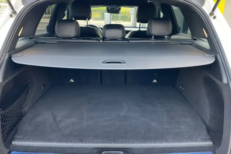 Mercedes-Benz GLC 300 (Clasa GLC) din 2022 cu 67.197 km - oferta MER203931 - foto 24