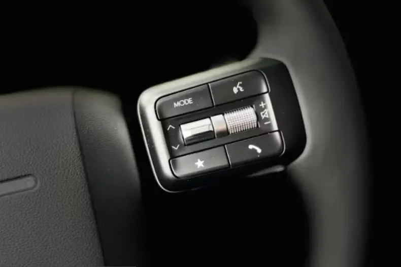 Hyundai Santa Fe din 2025 cu 10 km - oferta HYU203932 - foto 12