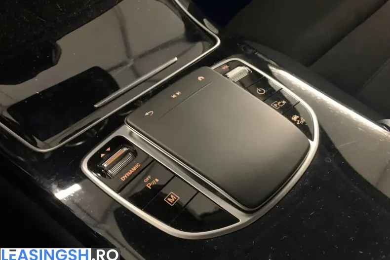 Mercedes-Benz GLC 300 (Clasa GLC) din 2021 cu 90.000 km - oferta MER203939 - foto 11