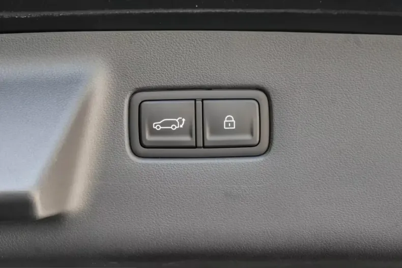 Hyundai Santa Fe din 2025 cu 9.900 km - oferta HYU203941 - foto 13