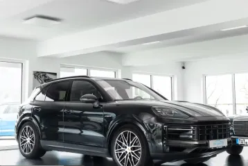 Porsche Cayenne din 2024 - oferta POR203951