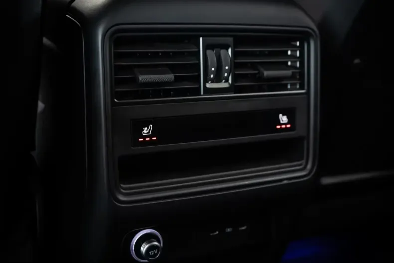 Porsche Cayenne din 2024 cu 50.000 km - oferta POR203951 - foto 25