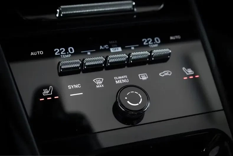 Porsche Cayenne din 2024 cu 50.000 km - oferta POR203951 - foto 32