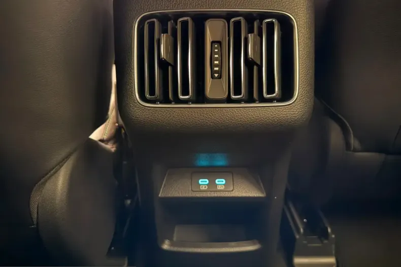 BYD Seal U din 2025 cu 5.000 km - oferta BYD203952 - foto 7