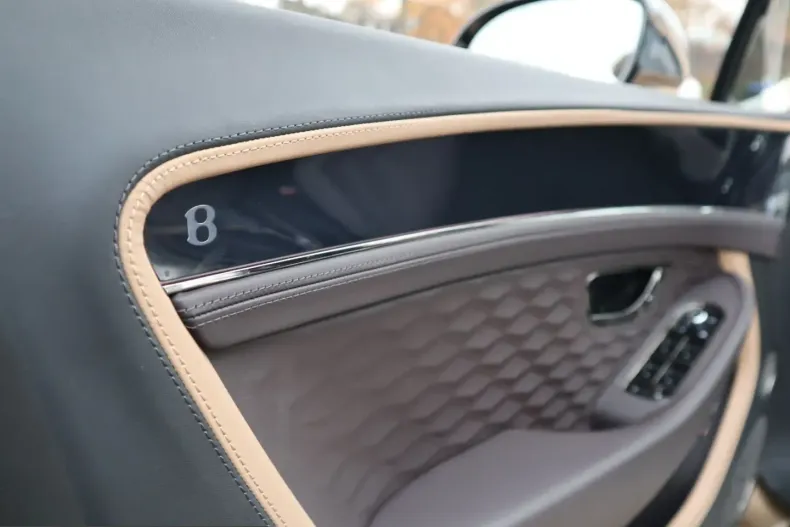 Bentley Continental GTC din 2025 cu 7.590 km - oferta BEN203954 - foto 18