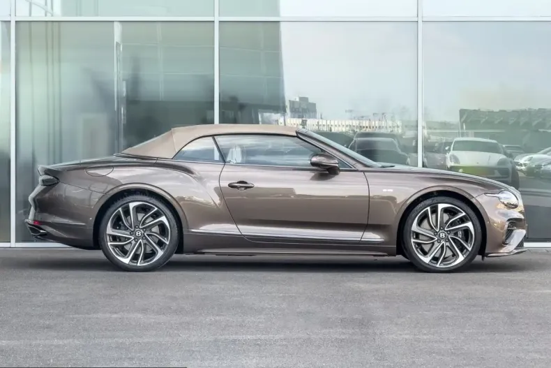 Bentley Continental GTC din 2025 cu 7.000 km - oferta BEN203956 - foto 9
