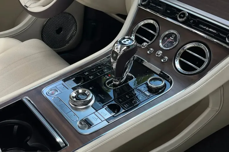 Bentley Continental GTC din 2025 cu 8.200 km - oferta BEN203957 - foto 19