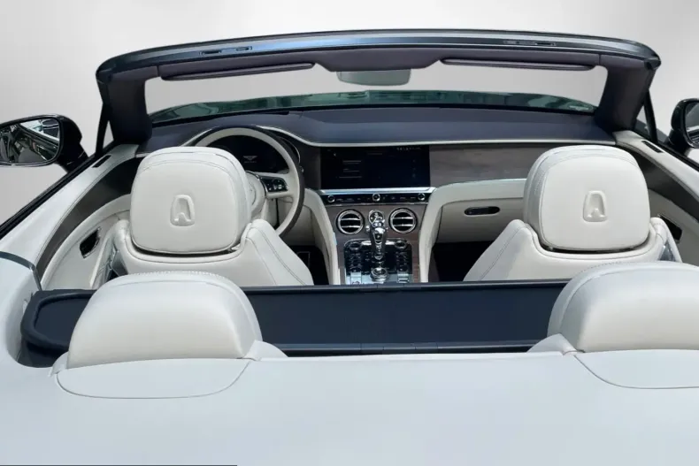 Bentley Continental GTC din 2025 cu 8.200 km - oferta BEN203957 - foto 24