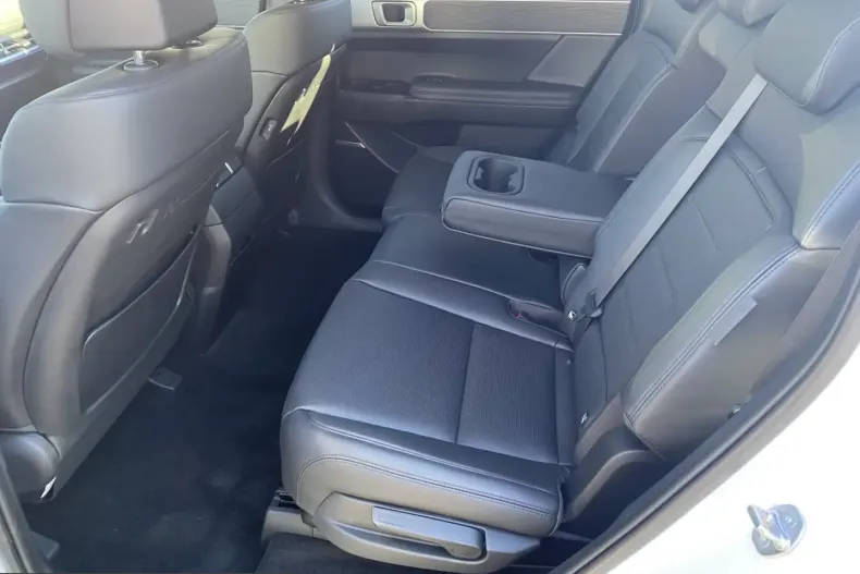 Hyundai Santa Fe din 2025 cu 17.540 km - oferta HYU203961 - foto 6