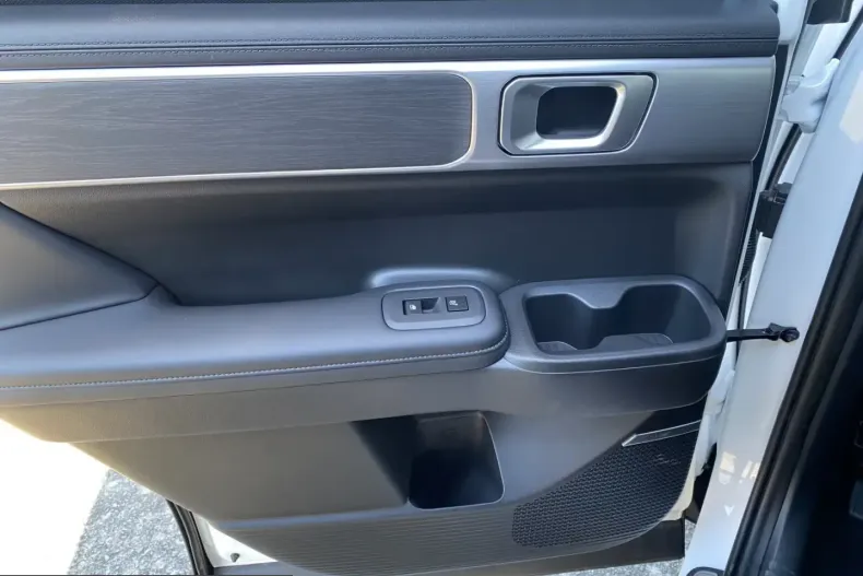 Hyundai Santa Fe din 2025 cu 17.540 km - oferta HYU203961 - foto 20