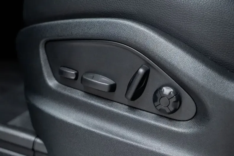 Porsche Cayenne din 2023 cu 61.514 km - oferta POR203966 - foto 13