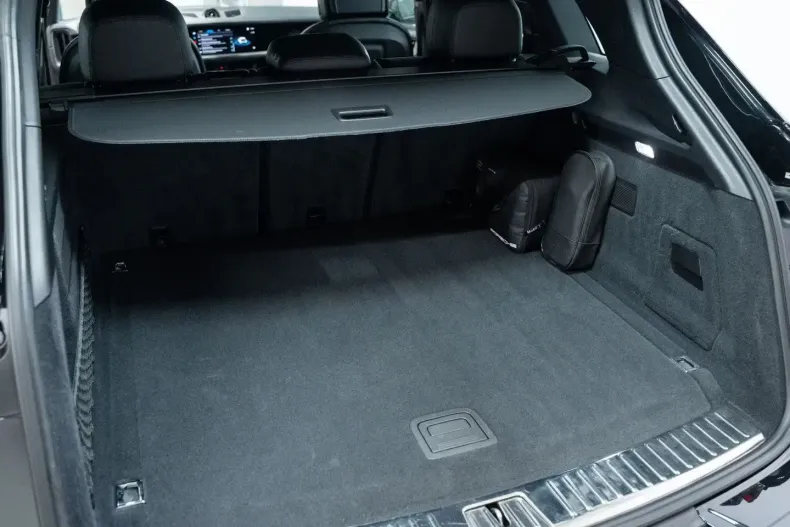 Porsche Cayenne din 2023 cu 61.514 km - oferta POR203966 - foto 23