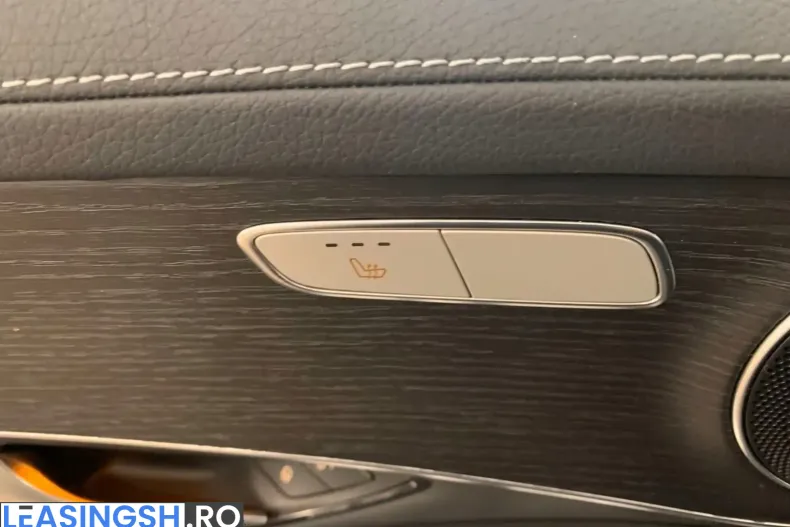 Mercedes-Benz GLC 300 (Clasa GLC) din 2021 cu 45.000 km - oferta MER203967 - foto 13