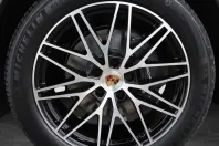 Porsche Cayenne din 2024 cu 24.000 km - oferta POR203969 - foto 11