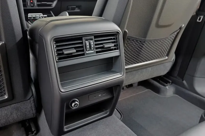 Porsche Cayenne din 2024 cu 24.000 km - oferta POR203969 - foto 26