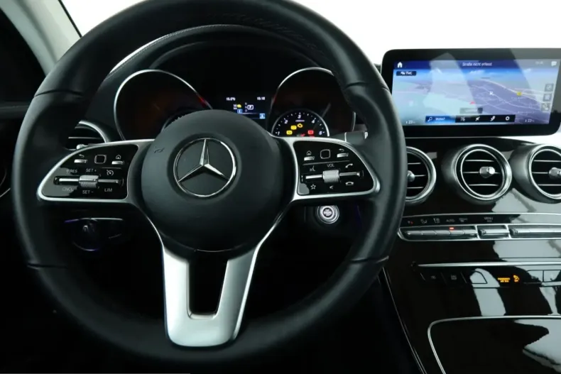 Mercedes-Benz GLC 300 (Clasa GLC) din 2021 cu 79.398 km - oferta MER203970 - foto 11