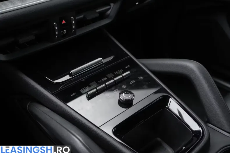 Porsche Cayenne din 2024 cu 44.479 km - oferta POR203977 - foto 19