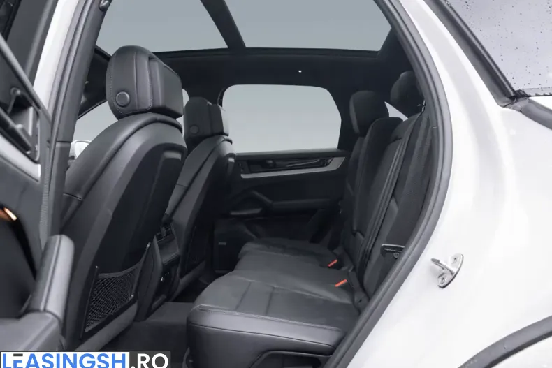Porsche Cayenne din 2024 cu 44.479 km - oferta POR203977 - foto 20