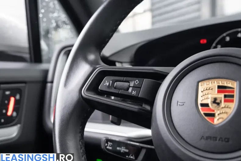 Porsche Cayenne din 2024 cu 44.479 km - oferta POR203977 - foto 24