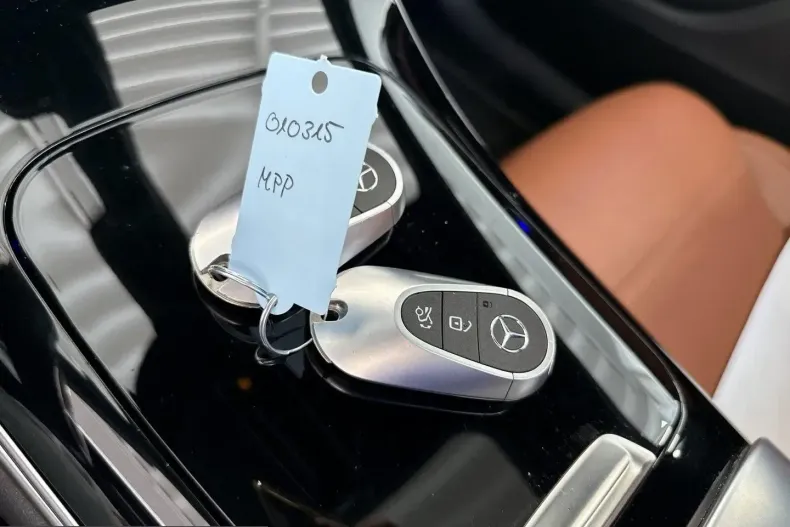 Mercedes-Benz GLC 200 (Clasa GLC) din 2023 cu 148.500 km - oferta MER203978 - foto 19