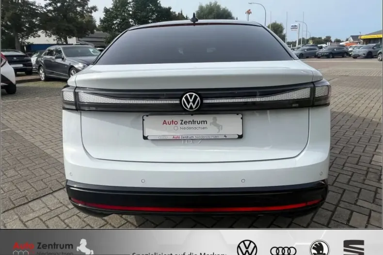 Volkswagen ID.7 din 2024 cu 13.000 km - oferta VOL203980 - foto 7