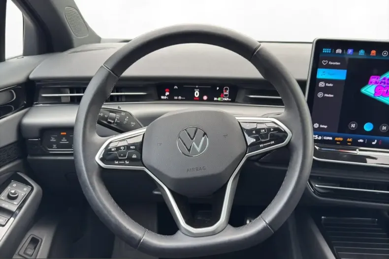 Volkswagen ID.7 din 2024 cu 24.202 km - oferta VOL203985 - foto 8